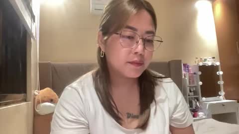 Curvy online show from October 15, 10:18 am