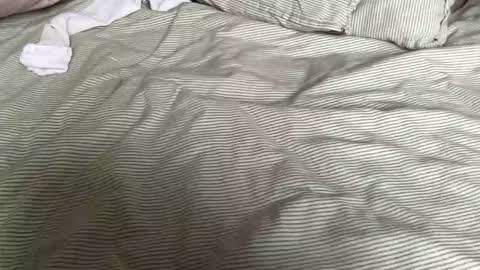 asiangirlandwhiteguy online show from September 14, 4:10 am