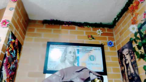 astrid_hauser66 online show from October 7, 4:06 am