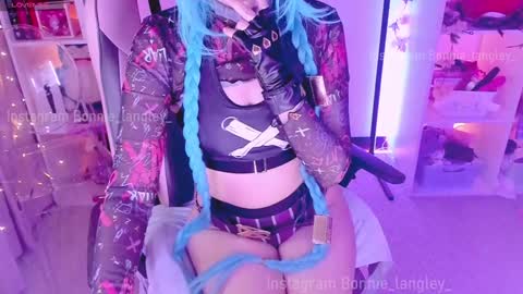 Bonnie online show from January 23, 3:54 pm