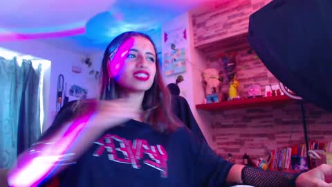 Atenea online show from February 11, 4:24 pm