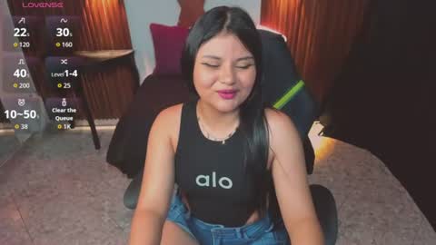 athena_snaw online show from July 9, 4:04 am