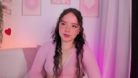 Aurora online show from November 4, 11:10 pm