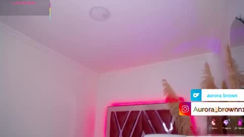 Aurora online show from September 17, 5:05 am