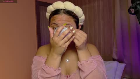 aurora_collins08 online show from February 20, 3:30 pm