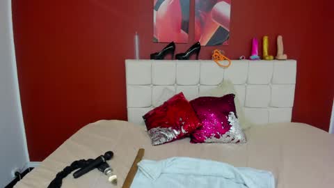 AURORA online show from January 25, 12:41 pm