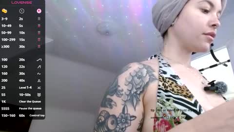 autumnb712 online show from October 3, 2:33 pm