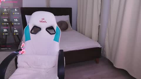 Ava online show from September 17, 4:38 pm