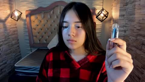              online show from December 3, 7:08 am