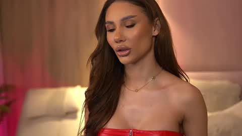 Ava online show from February 3, 10:43 pm