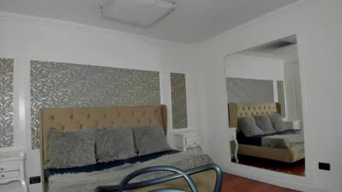 Ava  online show from October 10, 3:17 pm