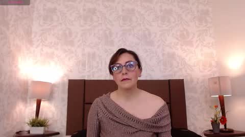 Ava  online show from October 15, 8:11 pm