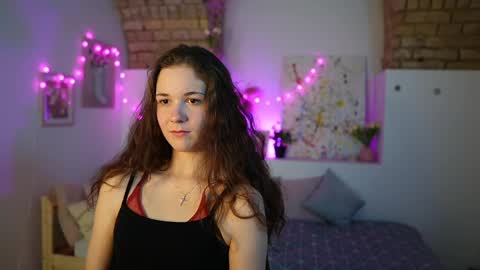 ava taylor18 online show from December 19, 3:08 pm