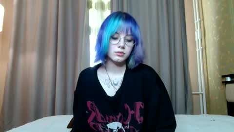 avaobierne online show from May 30, 6:44 am