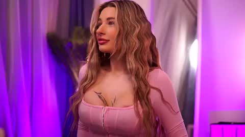 Carina online show from March 7, 12:04 am