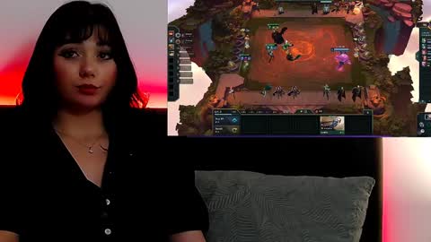 AveryWillow online show from February 7, 12:53 am