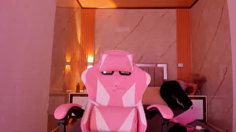 Avigail  online show from February 16, 6:52 pm