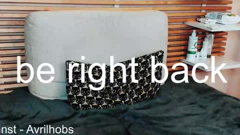 Avril online show from September 19, 6:34 am