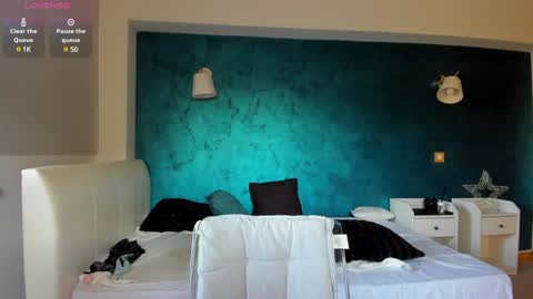 Jolie online show from December 16, 7:04 am