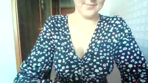 awesomeladyy online show from February 24, 8:35 am