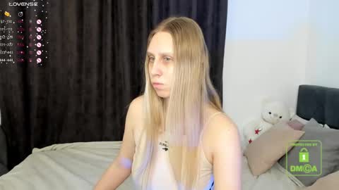 Emily online show from March 12, 2:30 am