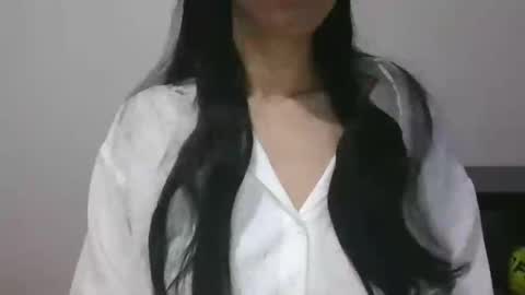 axue online show from January 29, 9:33 am