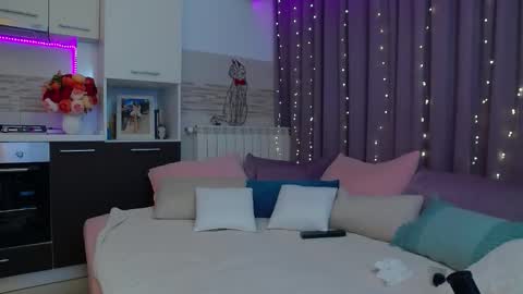 Ayanna online show from November 13, 1:04 am