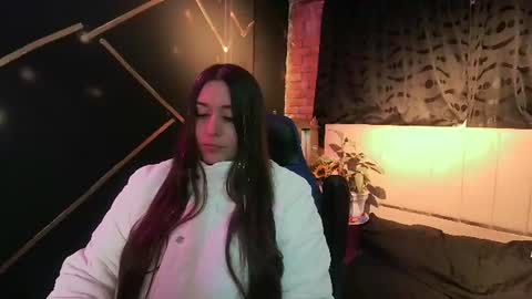 nany online show from June 16, 5:52 am