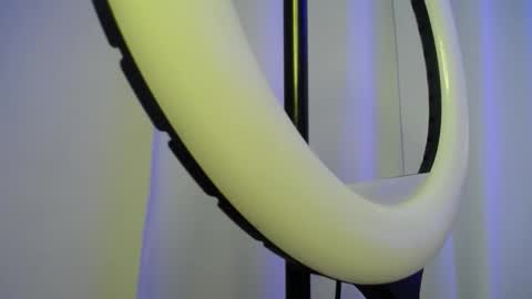 aylin_ross_ online show from March 19, 4:50 am