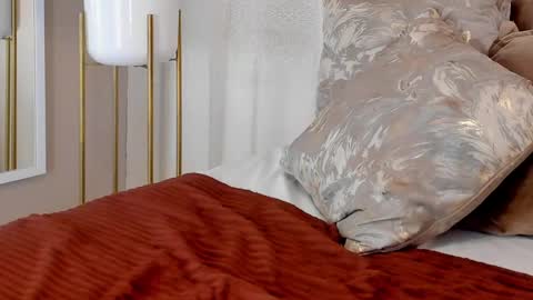 Aylin Millerxs online show from September 12, 10:06 pm