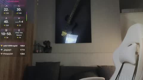 Ayreen Moore online show from April 23, 6:54 pm