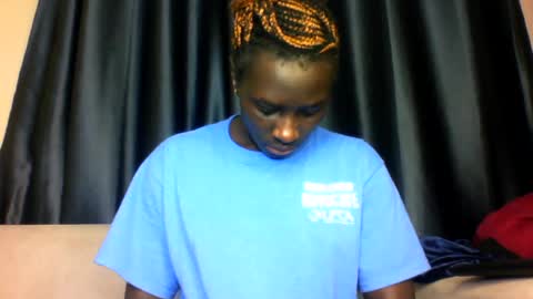 azaelia_iris online show from July 27, 8:33 am