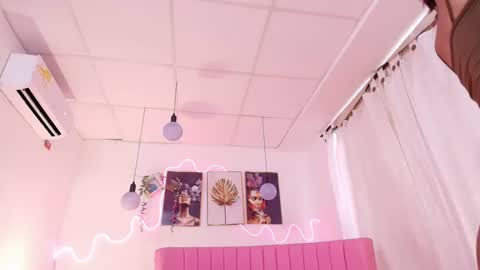 PRINCESS AZUL. online show from September 23, 9:13 pm