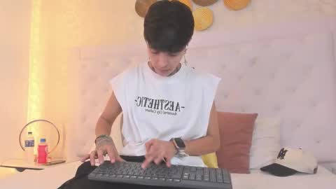 Anny online show from February 9, 2:58 am