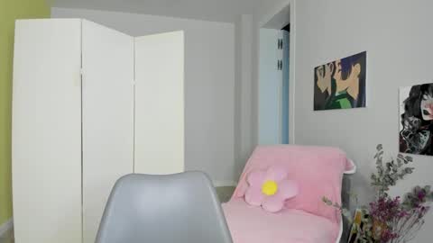 Monica online show from September 25, 12:54 am