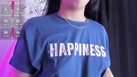 Queen B online show from April 1, 6:38 pm