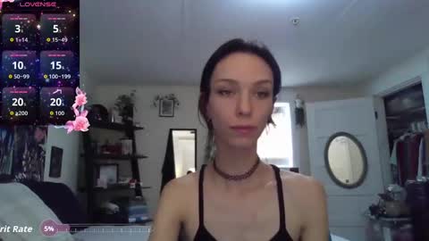 Fern Browning online show from October 7, 1:48 pm