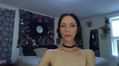 Fern Browning online show from October 17, 2:20 pm