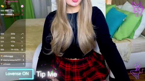 Debora online show from March 6, 8:37 pm