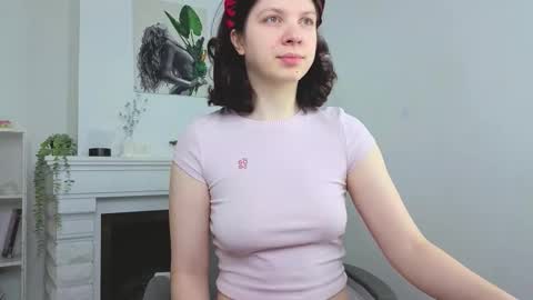 Evalena maybe just Eva online show from March 12, 5:21 am