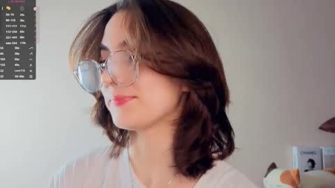 Emily online show from February 17, 7:18 am