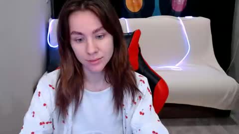 baby_kitte online show from January 3, 2:10 am