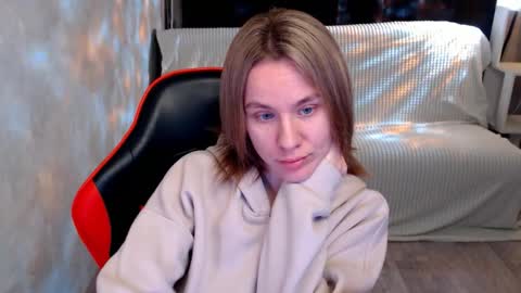 baby_kitte online show from November 25, 4:03 am