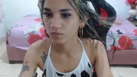 baby_rose03 online show from July 1, 2:49 pm