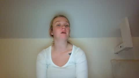 babykay03 online show from October 7, 4:28 am