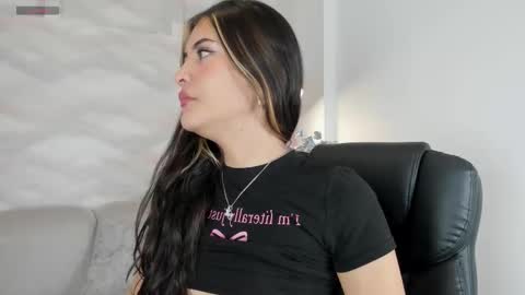 babyyfortune_ online show from November 26, 8:54 pm