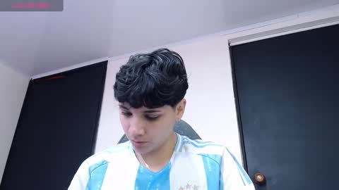 Anna online show from December 18, 3:22 pm