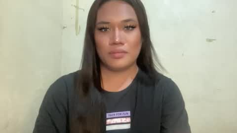 AMARA - FOLLOW ME AND THUMBS UP online show from April 7, 7:43 am