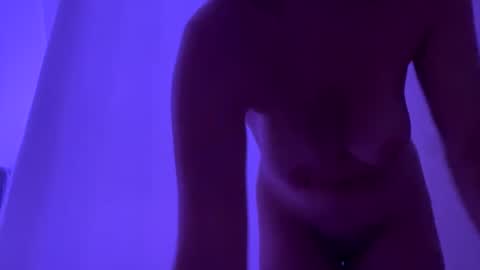 badgirlsclub1029 online show from December 10, 10:37 pm