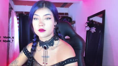        Please help me to reach 100 thumbs up online show from December 12, 7:04 pm